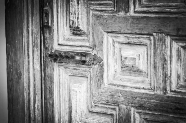 Old Doors Close View Knobs Design Elements Architecture Ancient Doors — Stockfoto