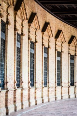 İspanyol şehirlerinin tarihi sokaklarına yakından bakın - mimari binalar, İspanyol tarzı, gaudi tasarımı, antik binalar