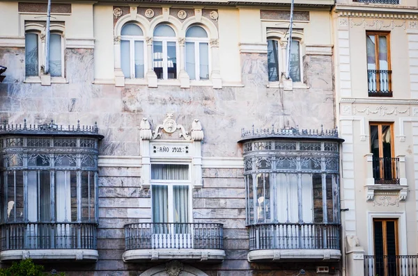 Close Άποψη Των Ιστορικών Δρόμων Των Ισπανικών Πόλεων Αρχιτεκτονικά Κτίρια — Φωτογραφία Αρχείου