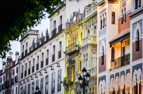 Nahaufnahme Der Historischen Straßen Der Spanischen Städte Architektonische Gebäude Spanischer — Stockfoto