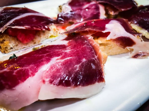 Sabrosa Mezcla Tapas Españolas Con Ingredientes Frescos — Foto de Stock