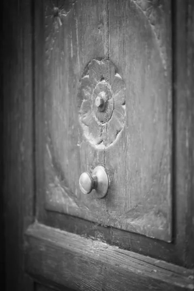 Portas Antigas Fechar Vista Dentro Das Ruas Históricas Cidade Italiana — Fotografia de Stock