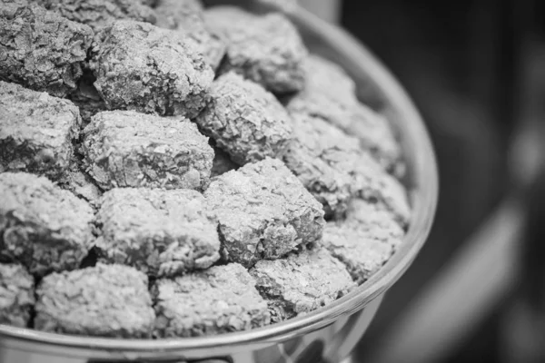Tradycyjne Belgijskie Słodycze Wymieszać Czekoladowe Cukierki Zbliżyć — Zdjęcie stockowe