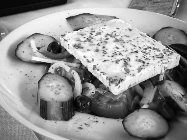 Deliciosa Ensalada Griega Con Verduras Frescas Queso Feta Jugo Limón — Foto de Stock