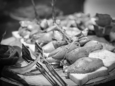 Başlangıç & tapaları lezzetli malzemelerle karıştır