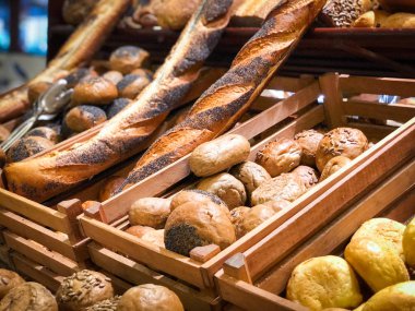 ev yapımı ekmek çeşitliliği - beyaz & siyah ekmek 