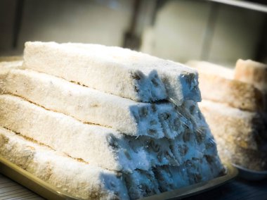 Fıstıklı, şam fıstıklı, tohumlu ve kurutulmuş meyveli Türkçe lezzetler