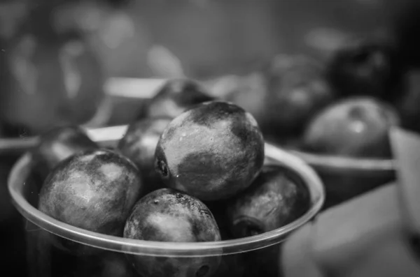 이탈리아 시장에서 과일들 — 스톡 사진
