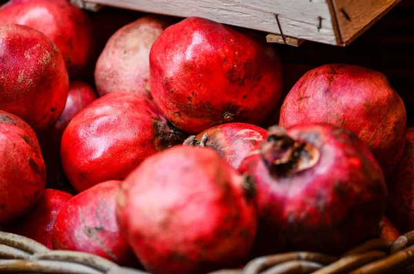 Čerstvé Ovoce Zblízka Italském Trhu — Stock fotografie