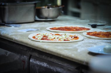 Lezzetli İtalyan başlangıçları & panini