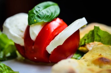 Lezzetli İtalyan başlangıçları & panini
