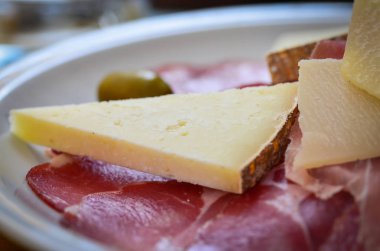 Lezzetli İtalyan başlangıçları & panini