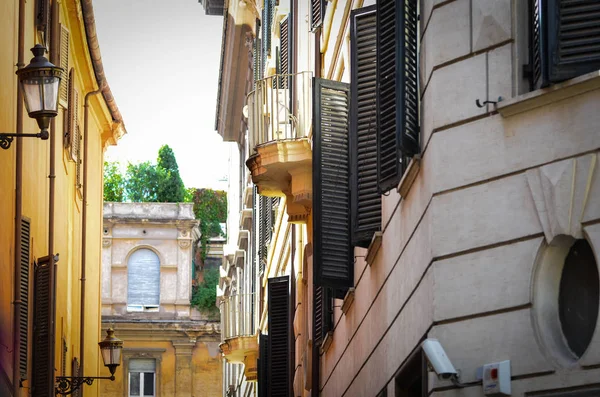 Roma 'nın tarihi sokaklarına yakından bakın.