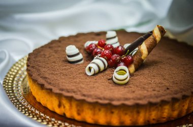 Taze malzemeli ve meyveli lezzetli mini kekler