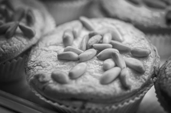 Gustosi Piatti Della Pasticceria Italiana Vista Vicino — Foto Stock