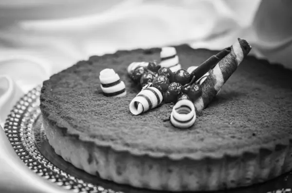 재료와 과일이 맛있는 케이크 — 스톡 사진