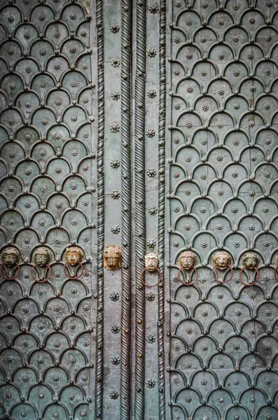 Puertas Antiguas Cierran Dentro Las Calles Venecianas Históricas — Foto de Stock