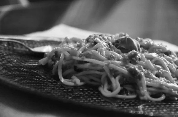 Delicious Italian Bolognese Spaghetti Fresh Basil — Stock Photo, Image