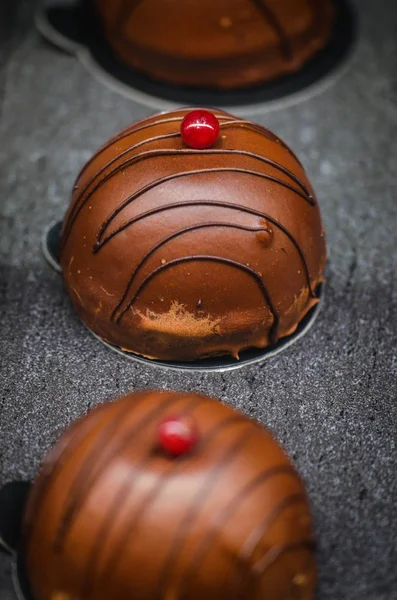 Házi Készítésű Mini Sütemények Édességek Friss Gyümölcsökkel — Stock Fotó