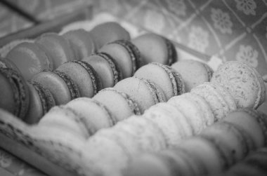 Fransız kurabiyesinin değişik aromalı karışımı.