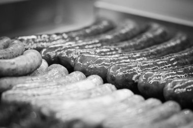 Çek spesiyaliteleri - Noel pazarında lezzetli sosisler