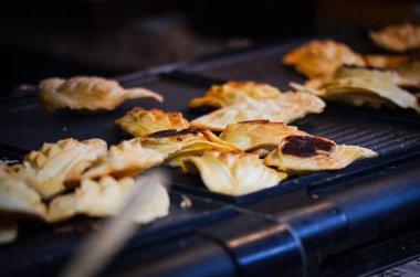 Şişleri taze et ve sebzelerle karıştır - geleneksel czech yemekleri
