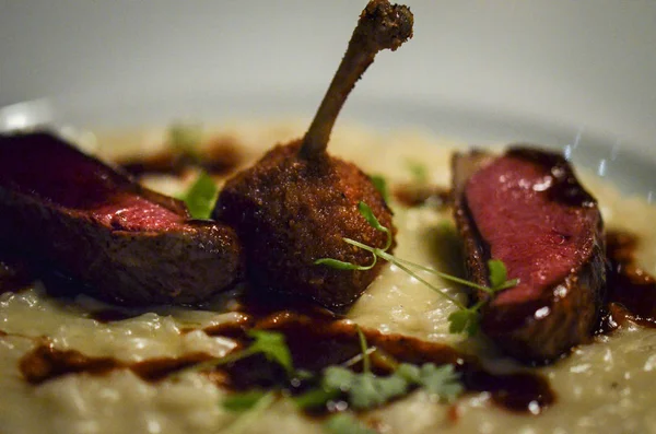 Roasted Pigeon Celery Puree — Stock Photo, Image