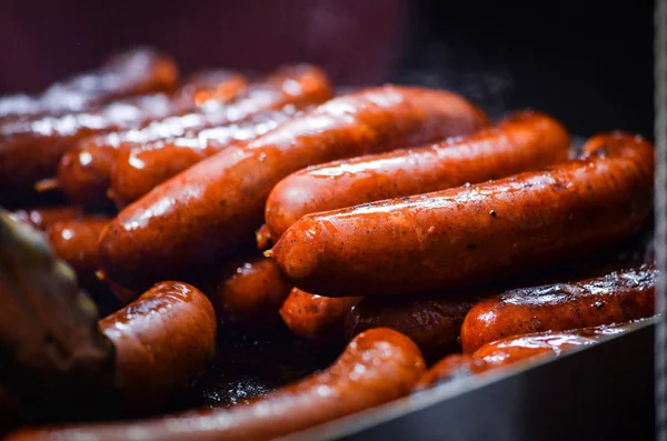 Çek spesiyaliteleri - Noel pazarında lezzetli sosisler