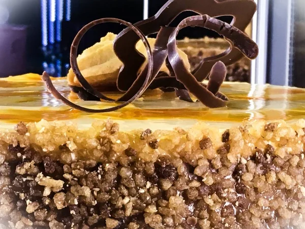 Házi Készítésű Finom Torta Friss Gyümölcsökkel Csokoládéval — Stock Fotó