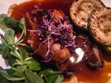 Berry soslu ızgara Duck Meme