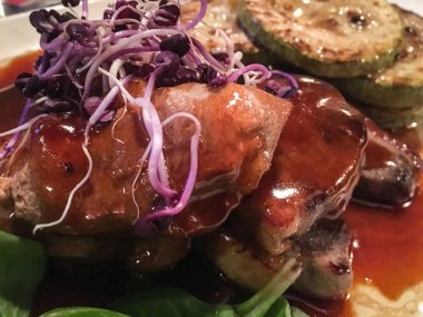 Berry soslu ızgara Duck Meme