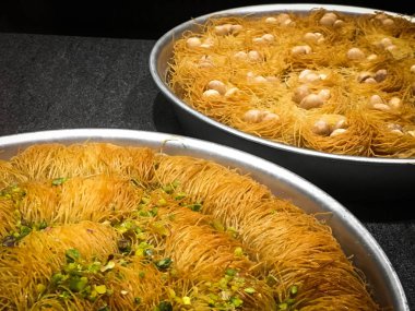 Lezzetli Yunan zevkleri, yakın görünüm