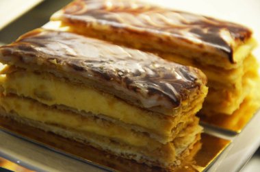 Lezzetli taze sabah pastası. 