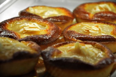 Lezzetli taze sabah pastası. 