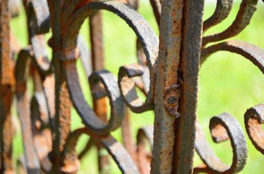 Eski demir deposu yakın görüş