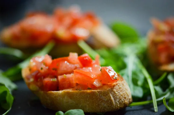 Deliziosa Bruschetta Mista Italiana Antipasto — Foto Stock