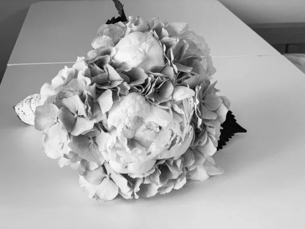 beautiful natural hortense flower bouquet & peonies