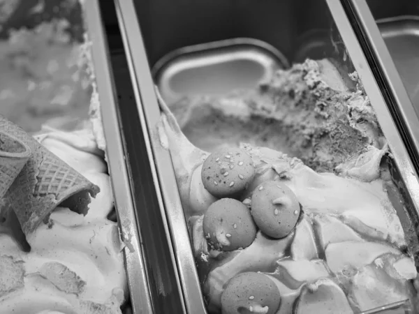 Вкусное Итальянское Мороженое Вблизи — стоковое фото