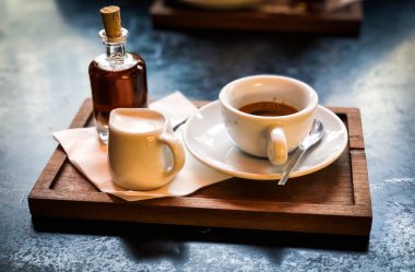 zanaatkar kahve ve şeker şurubu