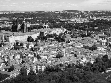 Prag şehrinin panoramik görünüm