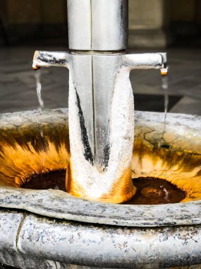 Karlovy Vary 'deki termal su kaynağı