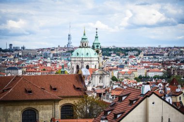 Prag şehrinin panoramik görünüm