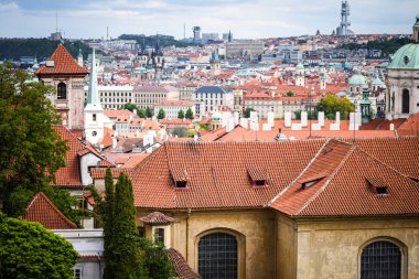 Prag şehrinin panoramik görünüm