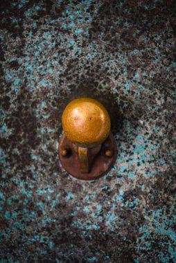 Prag sokaklarındaki tarihi kapıları kapatın.