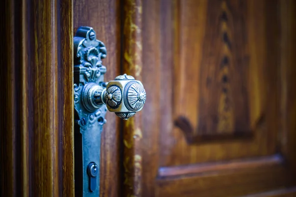 Vista Vicino Delle Porte Storiche All Interno Delle Strade Praga — Foto Stock