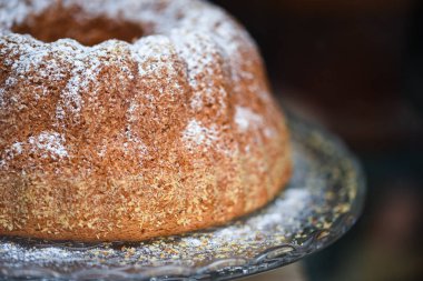 Lezzetli paskalya pastası ve buz şekeri