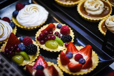 Lezzetli mini kekler. 