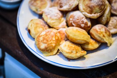 Geleneksel Czech lezzetleri - marmelatlı mini çörekler