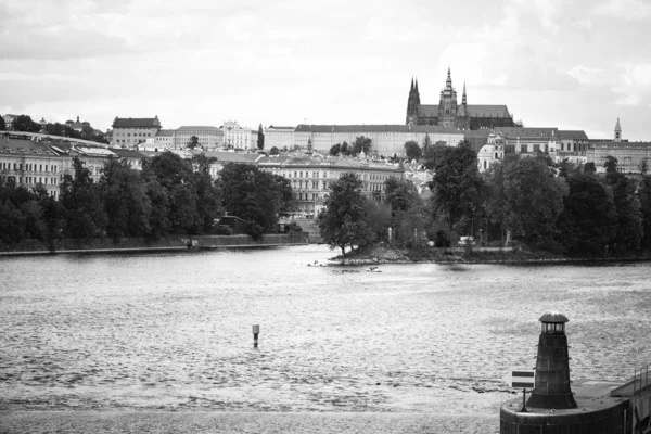 Zavřít Pohled Řeku Vltavu — Stock fotografie