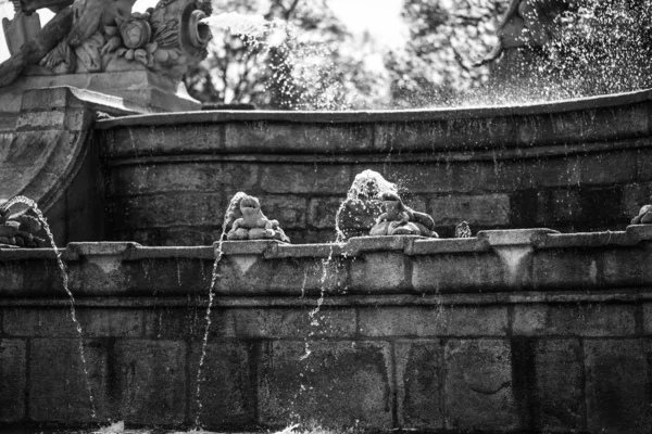 Fuente Agua Termal Karlovy Vary — Foto de Stock